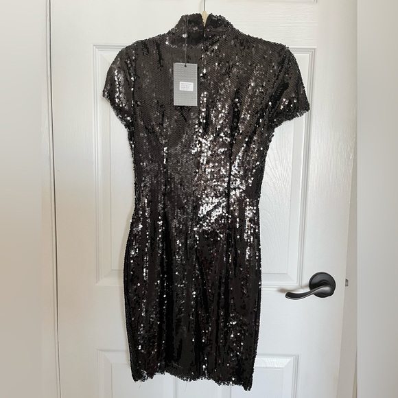 BRAND NEW NAANAA (ASOS) SEQUIN DRESS (SIZE 6) - Picture 3 of 5